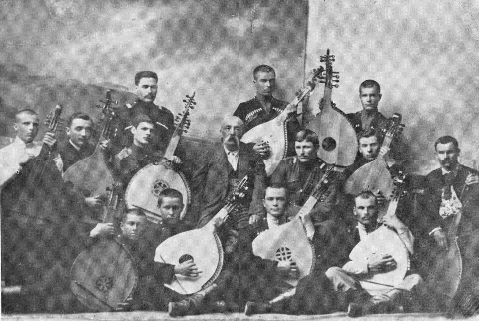 Войсковой певческий хор кубанского казачьего войска. Бандуристы кубани. Культура кубани 20 века. Казачество "казаки на северном кавказе" 1860. Нач.