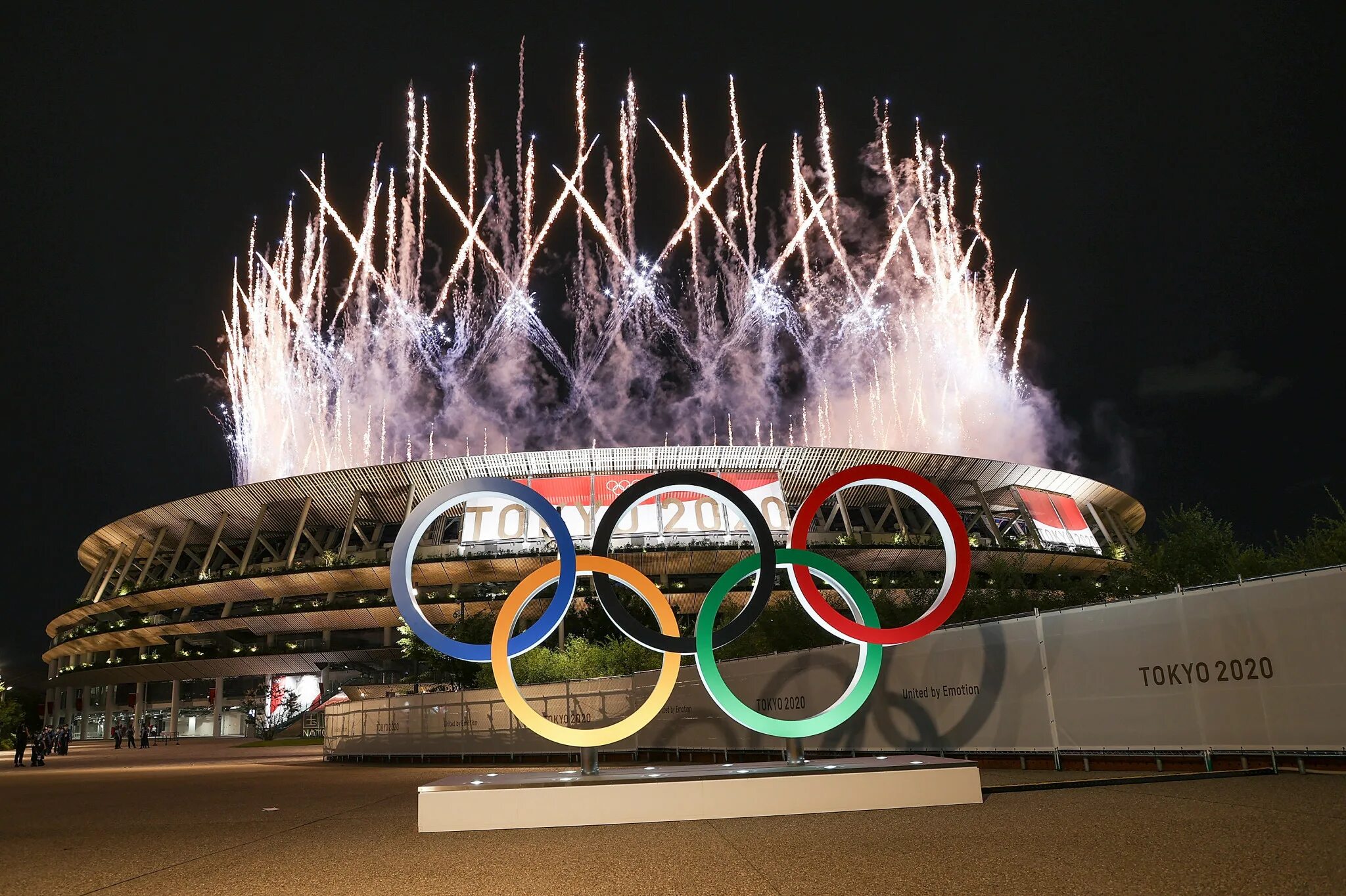 Открытие олимпиады 2024. Стадион Токио 2020 Олимпийских игр. Олимпийские игры Токио 2022 стадион. Стадион в Японии к Олимпиаде 2020.