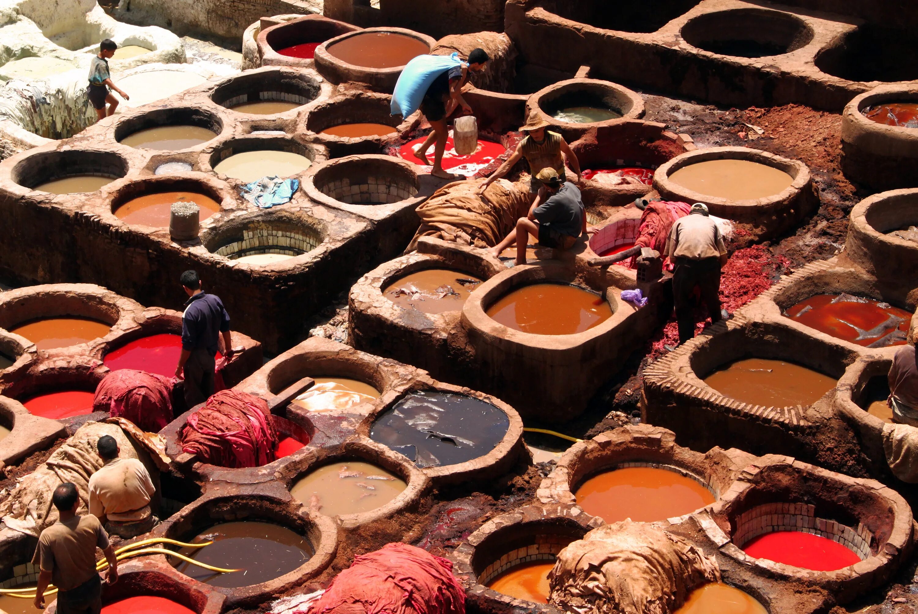 Марокко колониализм. Марокко народ. Марокко народ. Арабы алжира. Берберы алжира.