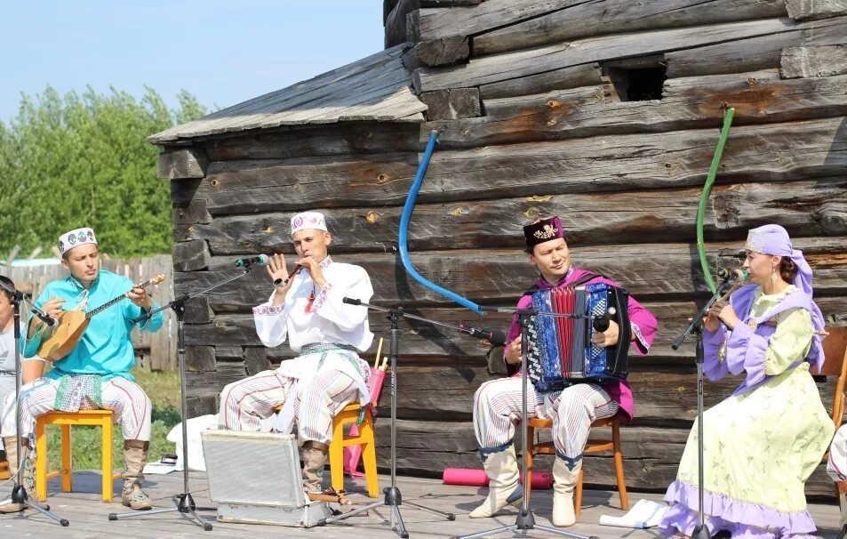 коренные народы поволжья. татары этнографический. татары этнографический. татары этнографический. музей под открытым небом татар авылы.
