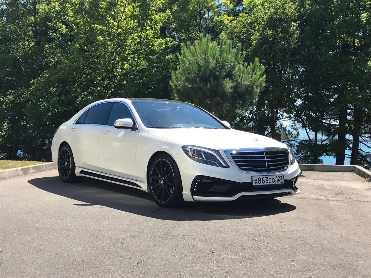 S500 w222. Мерседес s222. Mercedes w222 белый. Mercedes Benz 222. Мерседес Бенц s 222 белый.