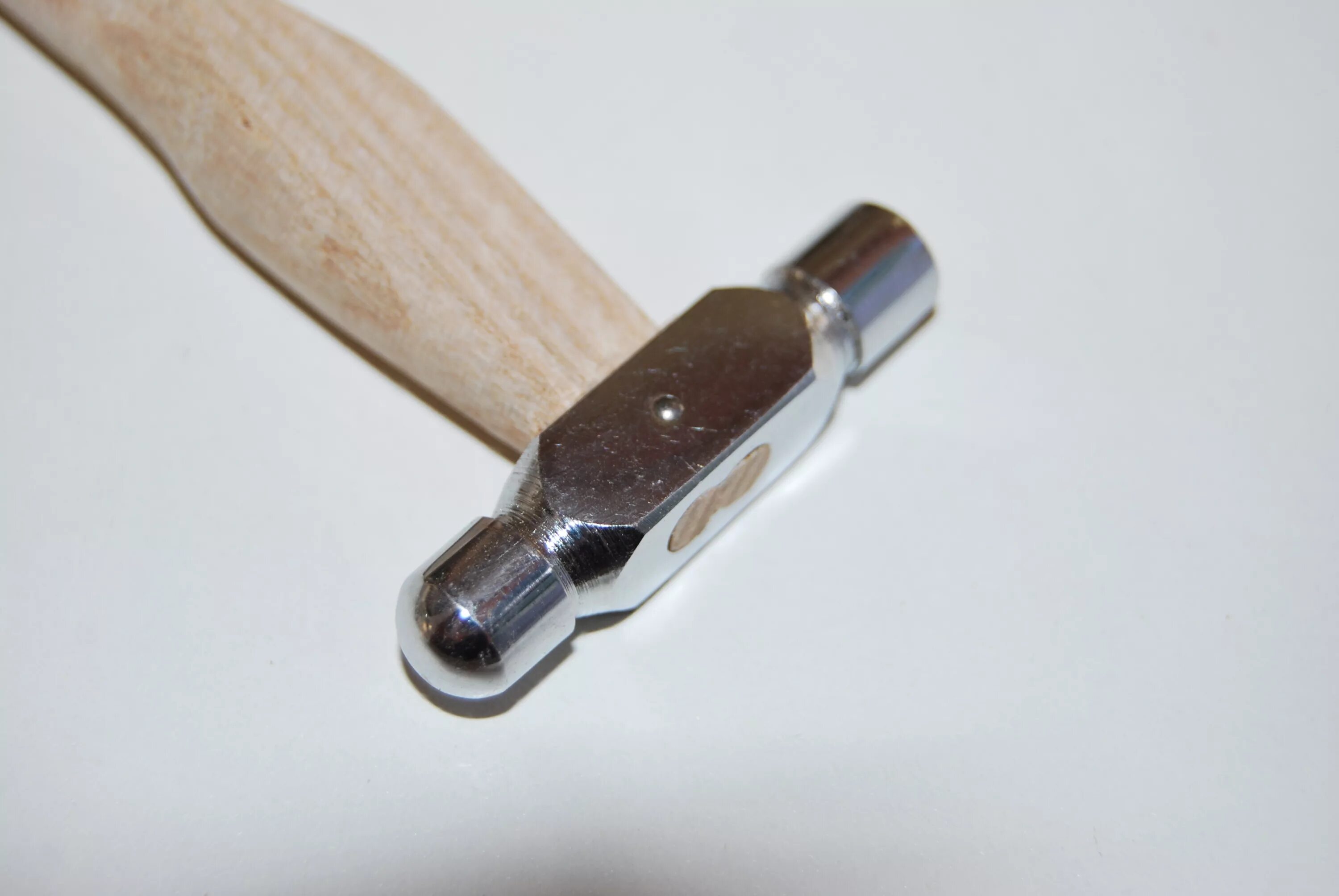 кмп-14 пневматический клепальный. пневматический молоток для клепки. клепальный молоток 12 мм. оправка для расклепывания заклепок 4мм. насадка для клепального молотка.