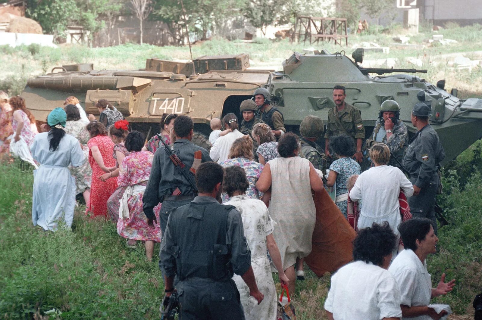 Год нападения. Буденновске теракт в Буденновске 1995. Штурм больницы в Буденновске 1995. 14 Июня 1995 года – Буденновск, захват больницы.