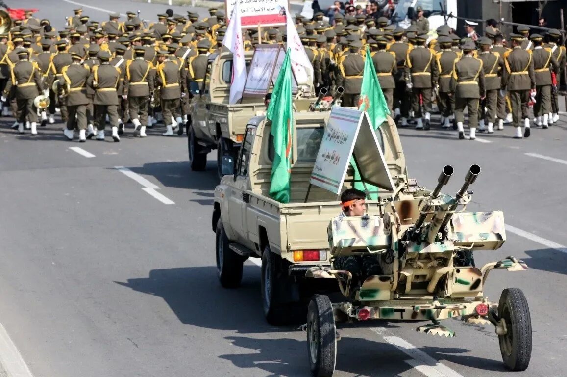 Армия ирана 2024. Армия Ирана. Военный парад в Иране. Парад иранской армии.