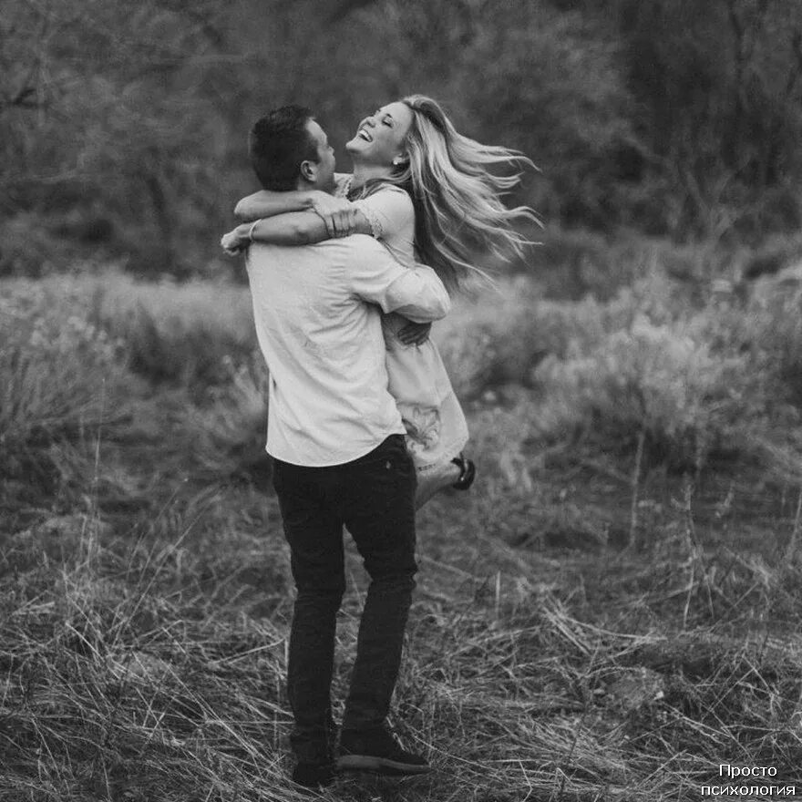 Наедине с собой афоризмы. Хочу побыть с тобой наедине соскучилась. Быть со мной наедине. Ты тот кто ты наедине. Оставшись наедине с собой.