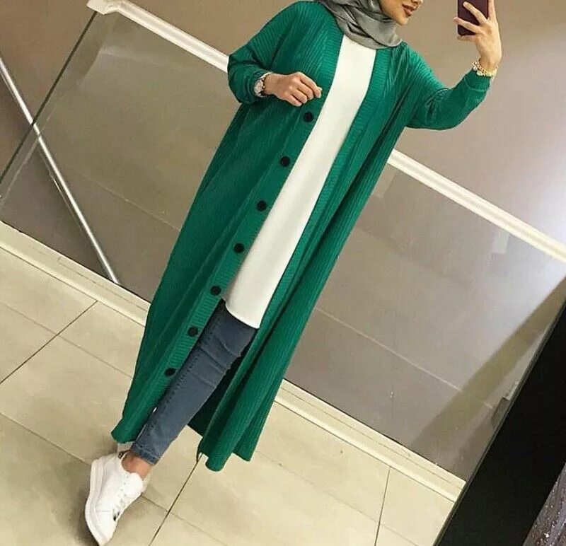 Кардиганы для мусульманок. Длинные туники для мусульманок. Мусульманские костюмы для женщин. Платья с брюками мусульманский.
