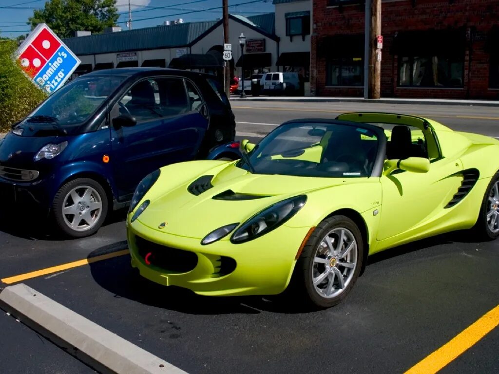 Another cars. Лотус смарт. Lotus Elise. Lotus Elise Smart. Лотус из смарт родстер.