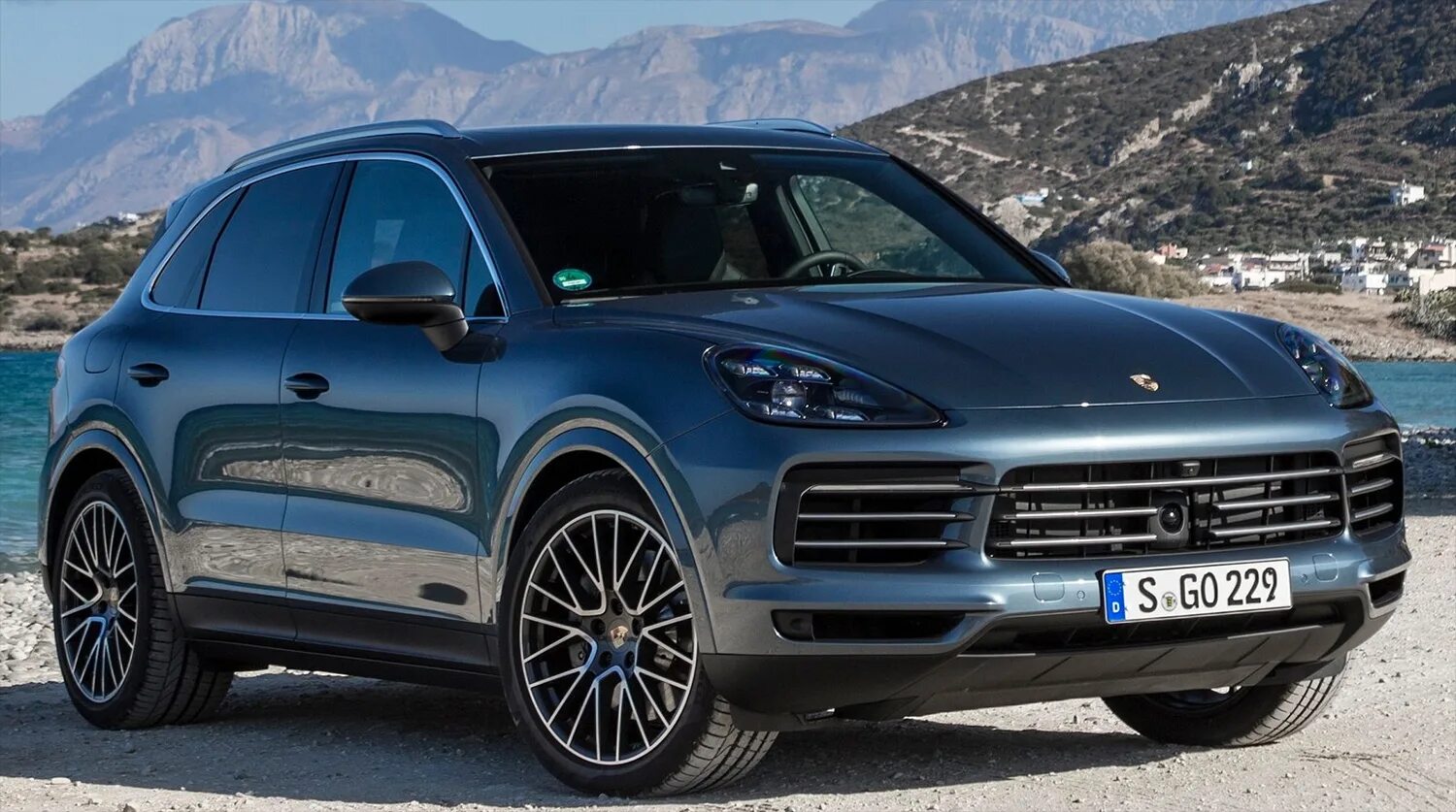 Порше сколько лошадиных. Porsche Cayenne 2022. Порше Кайен 2022. Порше Кайен 2018. Порше Кайен 2023.