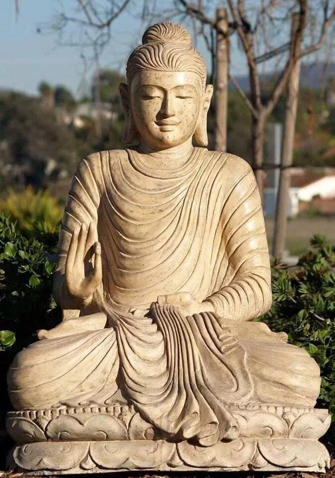 Фото будды. Будда Гаутама в медитации. Уханьский Будда. Будды Гаутама тибетская статуя. Будда Уссурийск.