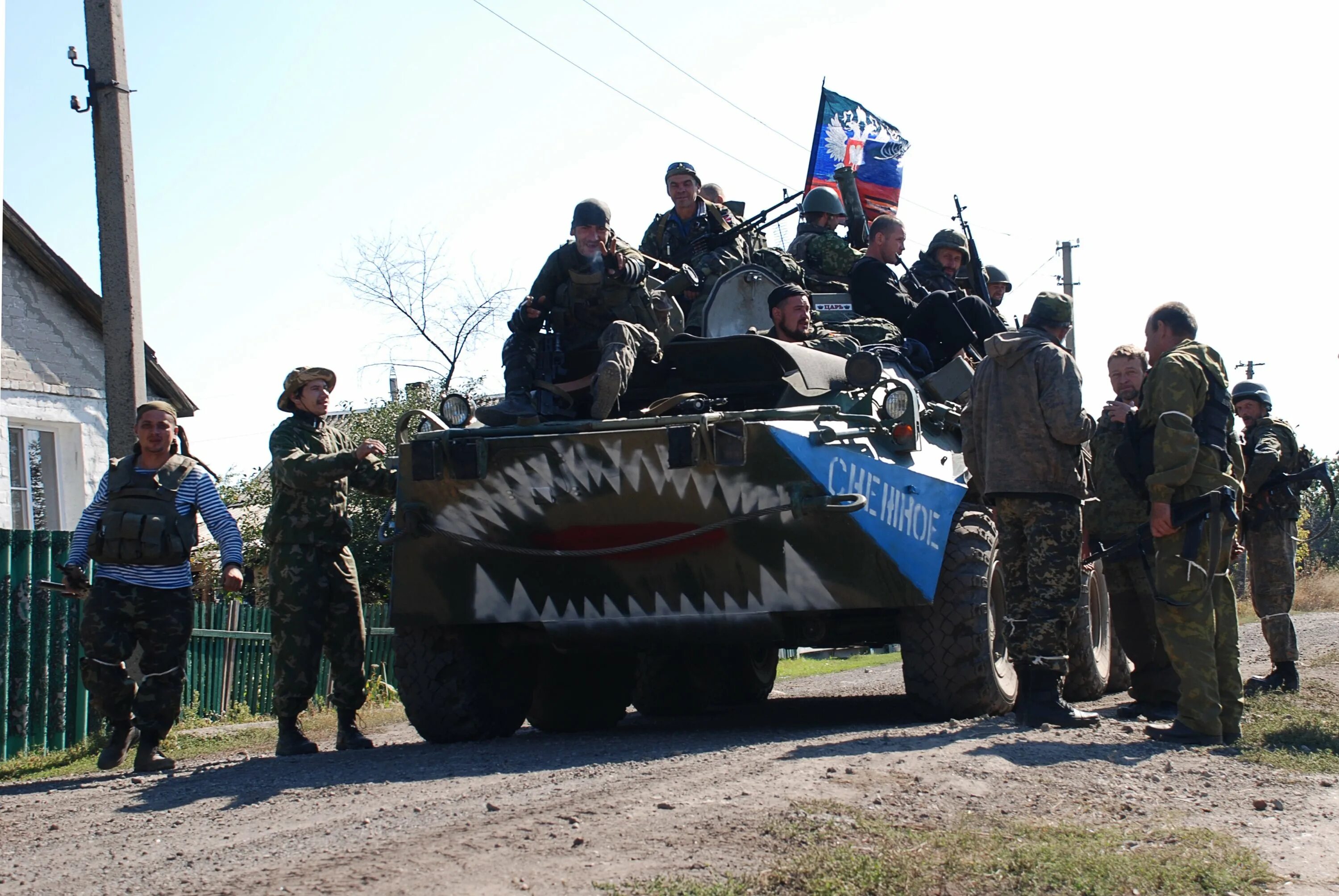 Донецк днр новости донбасс россия новороссия вконтакте. Донбасс ДНР ЛНР ополченцы. Донбасс ДНР ЛНР ополченцы 2014. Луганские войска. Бойцы Донбасса.