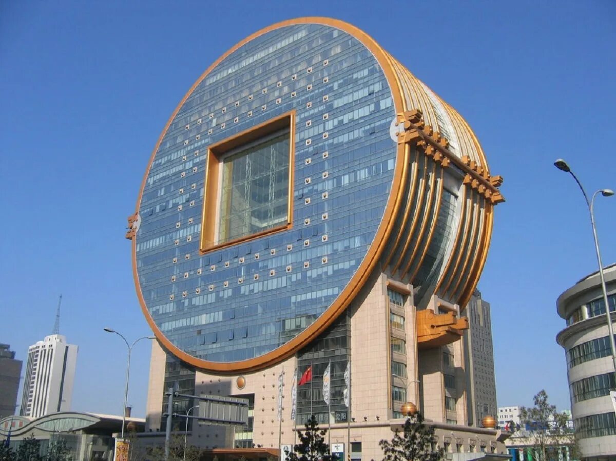 Офисное здание Fang Yuan в городе Шэньян. Китай Шэньян здание-монета. Здание банка Fangyuan Mansion. Здание фан юань, Шэньян.