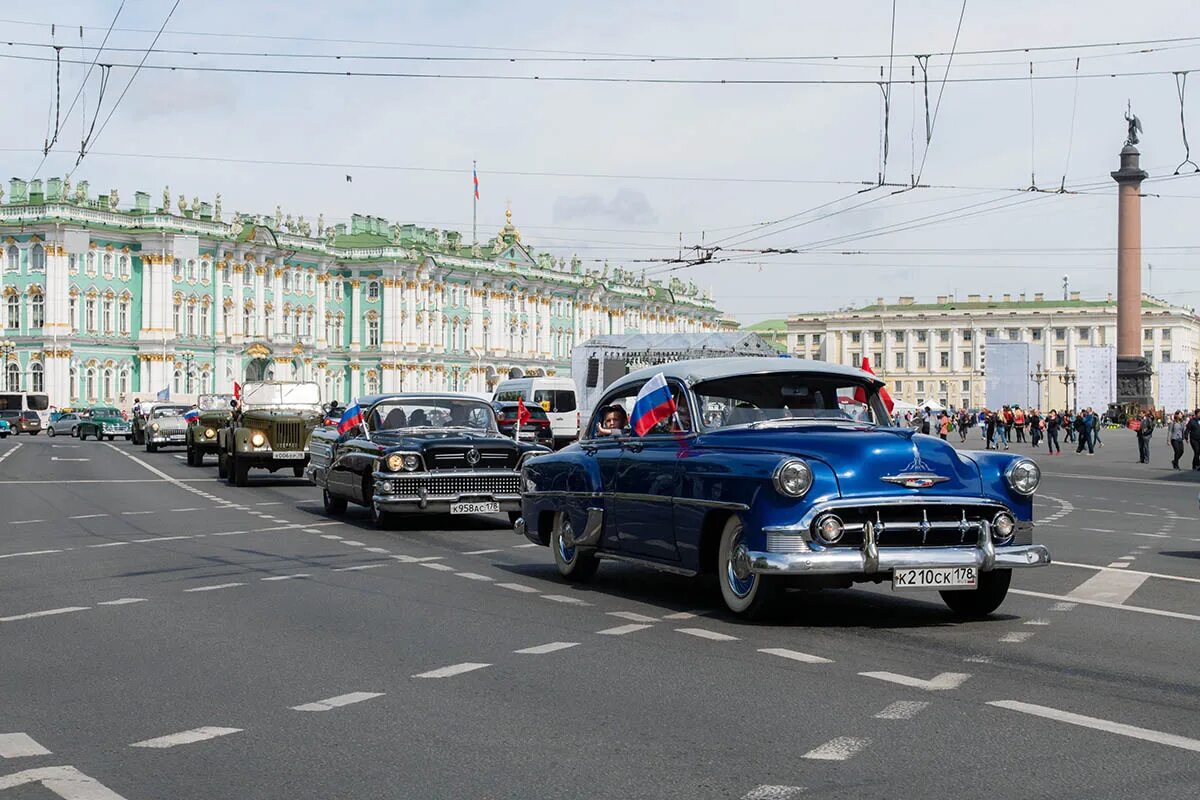 20 мая спб. Парад ретротранспорта Петербург. Spbtransportfest 2022. Фестиваль ретро транспорта в СПБ. СПБ транспорт фест 2022.