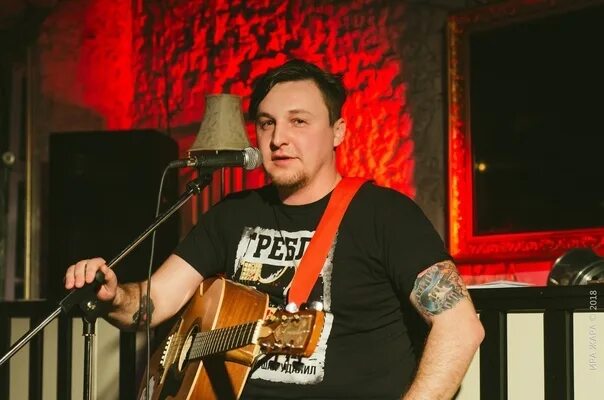 Группа дмитрия хорошего. Дима сокол йорш. денис олейник йорш. йорш группа дмитрий сокол. солист группы йорш.