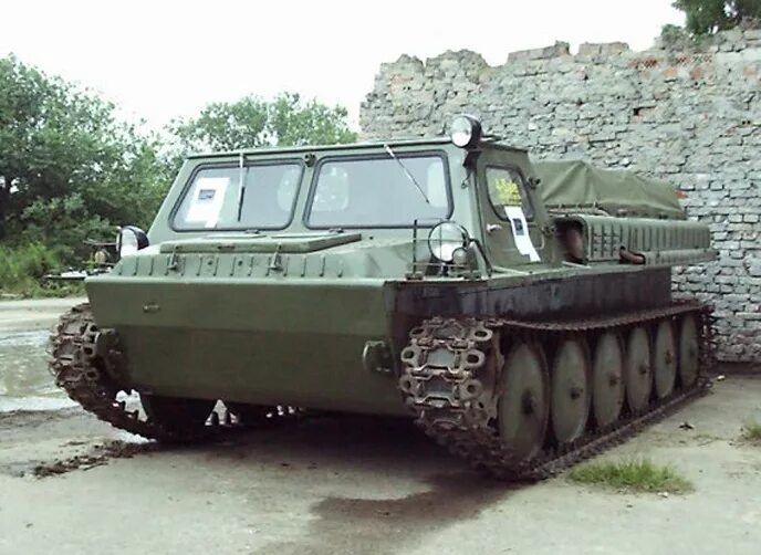 Гусеничный вездеход гтсм газ-71. Гусеничный транспортер газ-71. Тягач газ 71. Газ 34036 гусеничный тягач. Гусеничный вездеход газ-71.