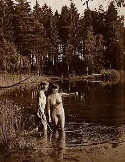 nudistviewpoint24c.jpg 