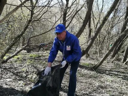 Глава принял участие в субботнике