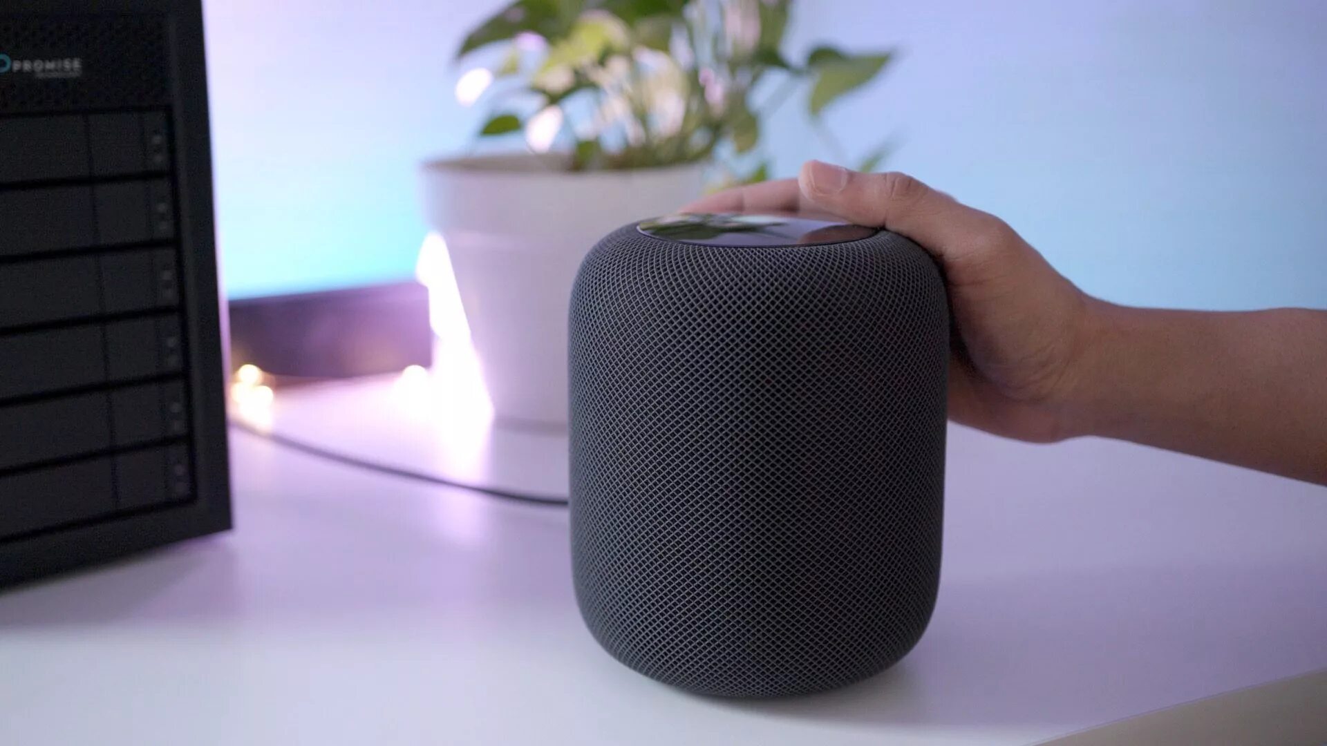 Умная колонка Apple HOMEPOD. Apple HOMEPOD 2. Apple выпустит HOMEPOD С дисплеем. Apple HOMEPOD 2023.