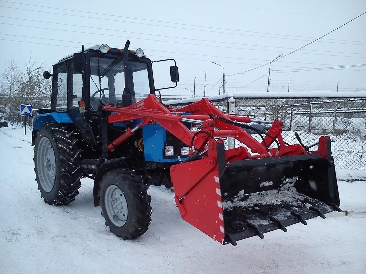 Трактор мтз-82 новый. Мтз вологодская область. Мтз 50 и мтз 80. Лтз-40 трактор. Мтз вологодская область.