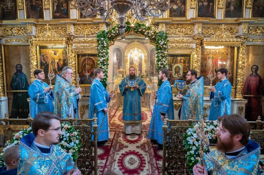 храм анны в черемушках расписание симеона. мартирион новозаветного храма. храм в рязановке. храм симеона богоприимца и анны пророчицы в черемушках. храм симеона богоприимца (тюмень).