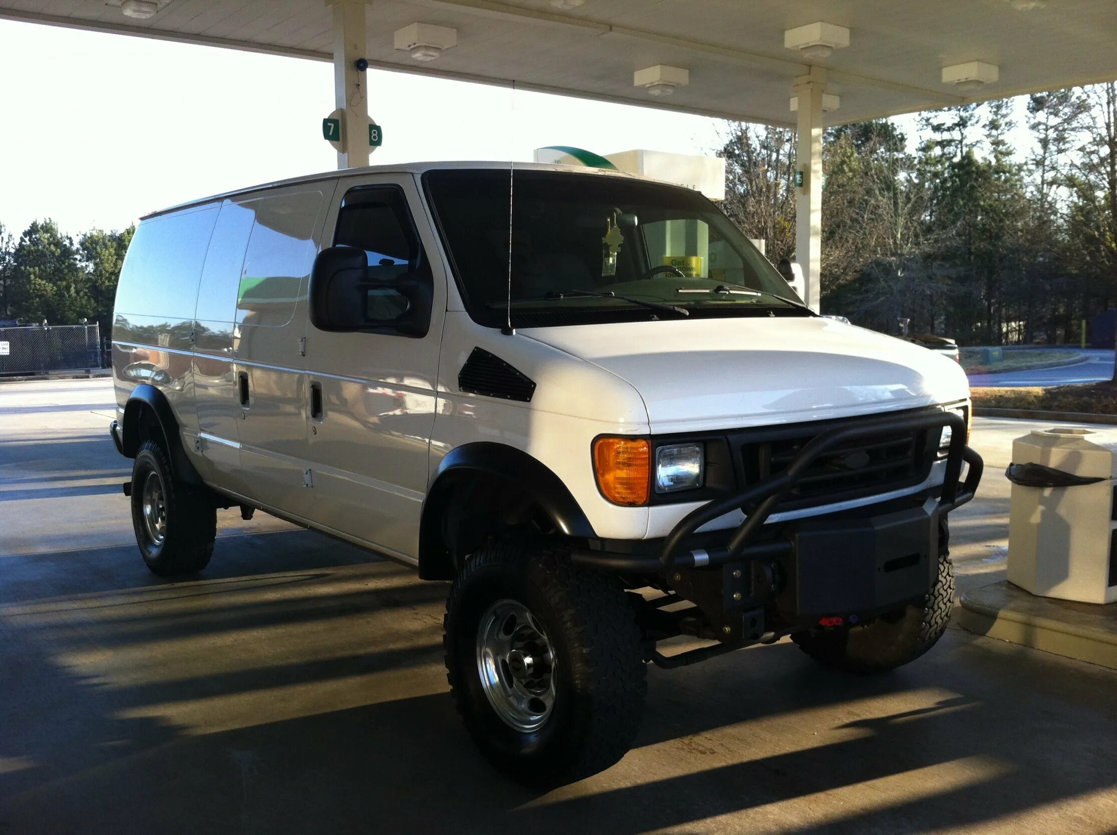 Ford e350 4x4 van for sale. Ford Econoline 4x4. Форд Эконолайн 4х4. Ford e350 4wd..