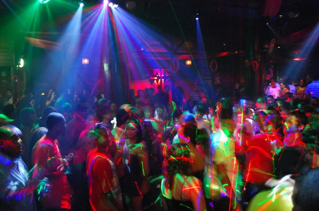 Клуб mai tai фото. Trader vic's bahrain. Заповедник аль арин в бахрейне. Дубай ночная жизнь. Ramee rose.