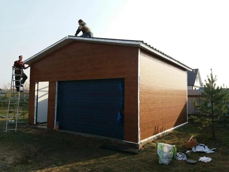 Гараж из сэндвич панелей 9x15. Гараж из сэндвич панелей ral 7024. Ангар 6х12 односкатный. Гараж из сэндвич панелей 15 х 6. Быстровозводимый гараж.