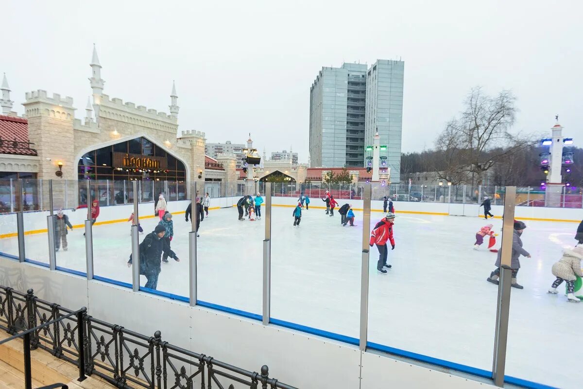 Московский городской каток. Каток Марьино Братиславская. Марьино улица Перерва вл 52 каток. Гольяново ул Уральская вл 16 каток.