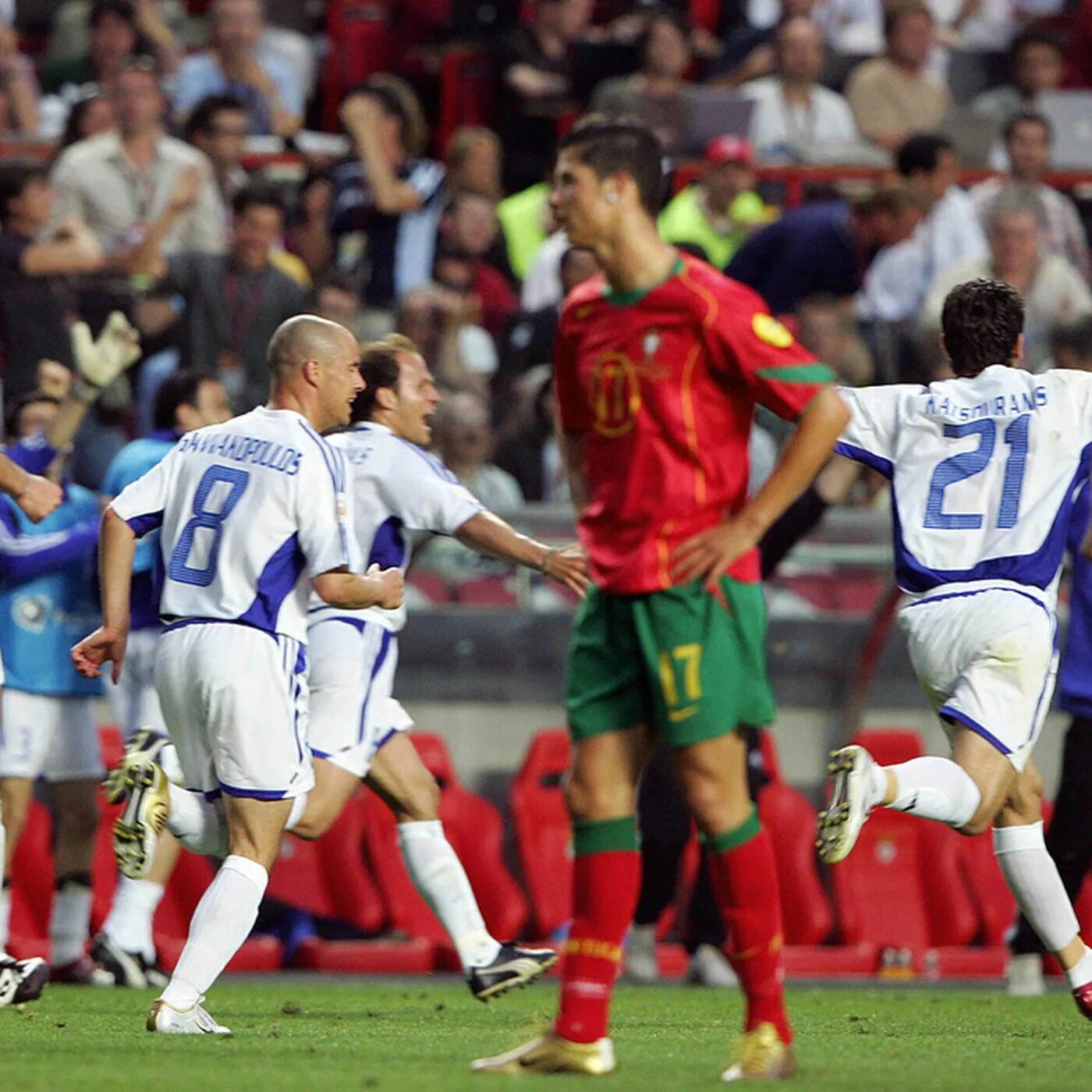 Че 2004 финал. Португалия Греция евро 2004 финал. Сборная Греции чемпион Европы 2004. Сборная Греции евро 2004.