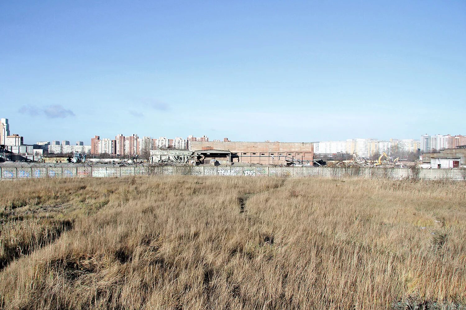 бухарестская улица южное шоссе. заводы в купчино. заводы в купчино. кирпичный завод 4 в купчино. кирпичный завод спб южное шоссе.
