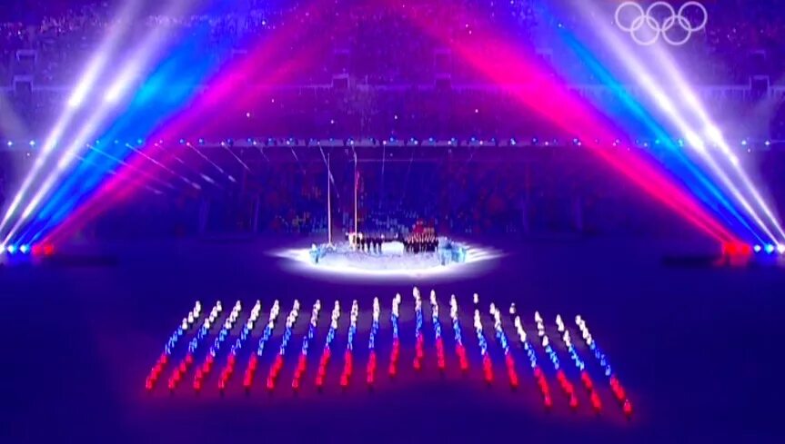 Сцена открытия олимпийские игры. Открытие олимпиады в токио 2020. Открытие олимпийских игр 2012 в лондоне ритуал. Сцена открытия олимпийские игры. Сцена открытия олимпийские игры.