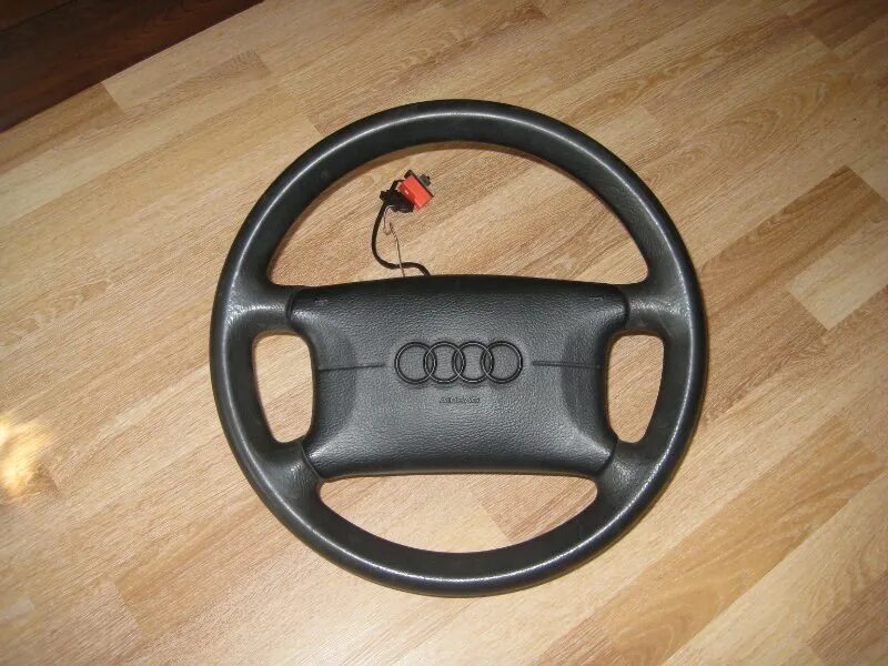 Audi rs4 руль. Руль ауди а4 б7. Руль ауди а6 с5 дорестайлинг. Руль ауди а4 б8. Руль audi s line 2016 a7.
