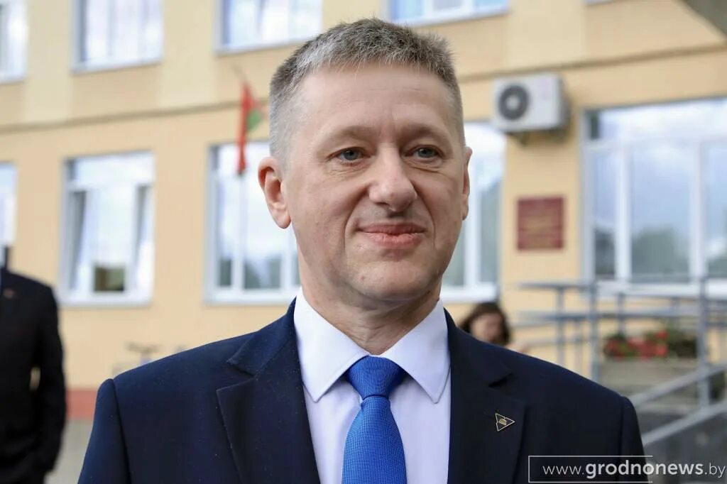 Романовский директор. Юрия романовского. Юрия романовского. Юрия романовского. Юрия романовского.