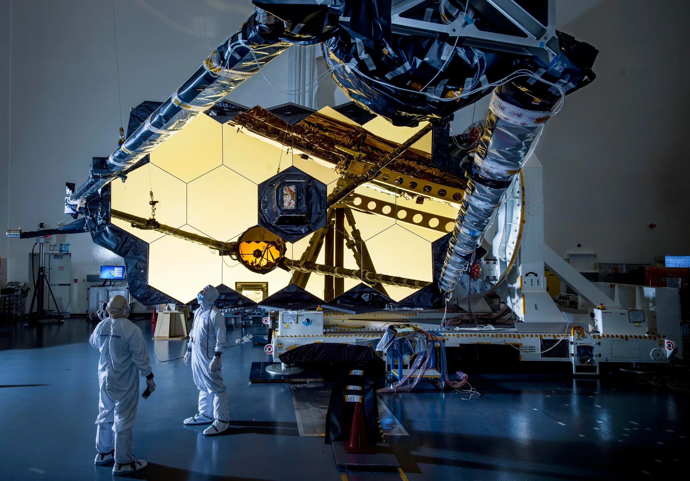 Космический телескоп Джеймса Уэбба. Крупнейший телескоп на орбите