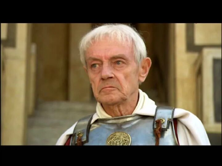 Кирилл лавров понтий пилат. Актер сыгравший понтия пилата. Мастер и маргарита 2005 понтий пилат. Кирилл лавров понтий пилат. Мастер и маргарита фильм 2005 понтий пилат.