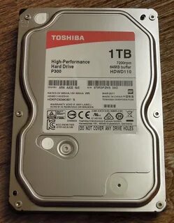 Диск toshiba p300