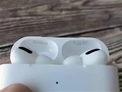 Серийный номер AIRPODS 2 на кейсе. AIRPODS Pro 1. Серийный номер на наушники AIRPODS Pro. Айрподсы a2190.