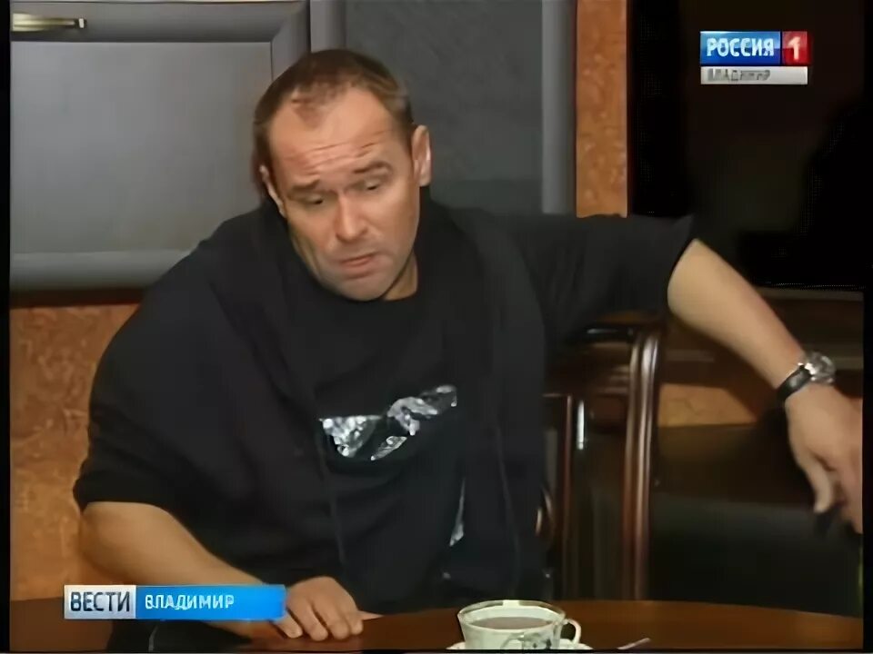 Максим аверин вечерний ургант. Аверин современник. Аверины интервью. Максим викторович аверин. Максим аверин интервью.