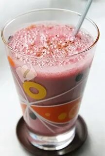 Приготовление молочных коктейлей в блендере