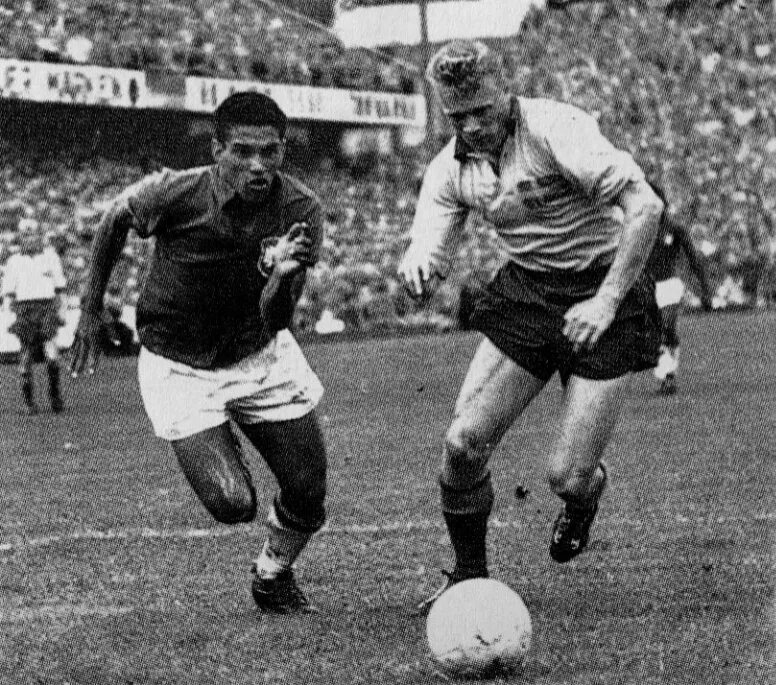 Команда бразилии 1958. Бразилия швеция 1958 финал счет. Пеле чм 1958. Пеле 1958. Чемпионат мира по футболу 1958 швеция.