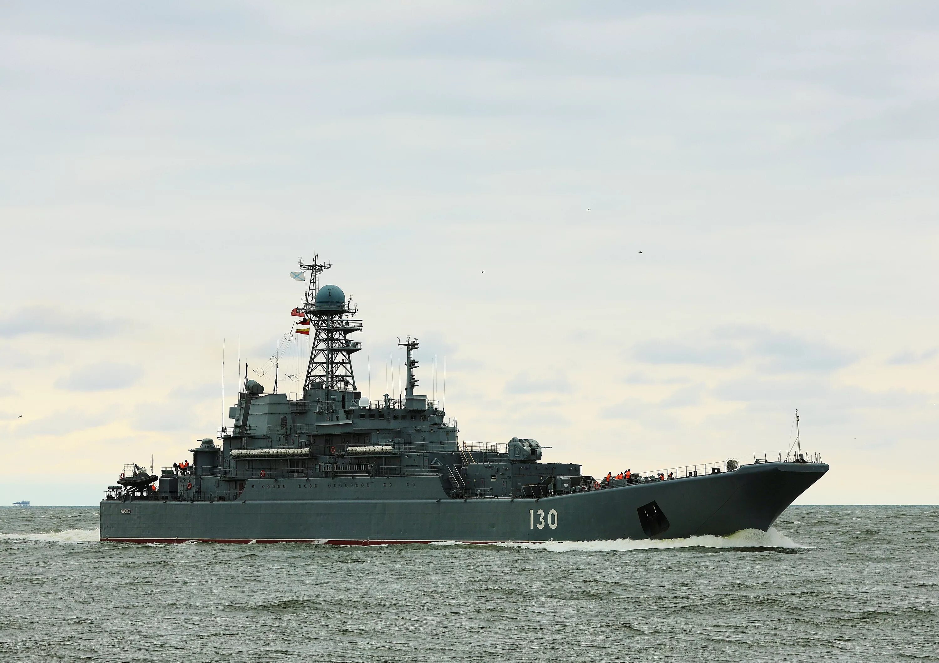 Корабль проекта 775. Бдк пр 775. Большие десантные корабли проекта 775. Корабль проекта 775. Корабль проекта 775.