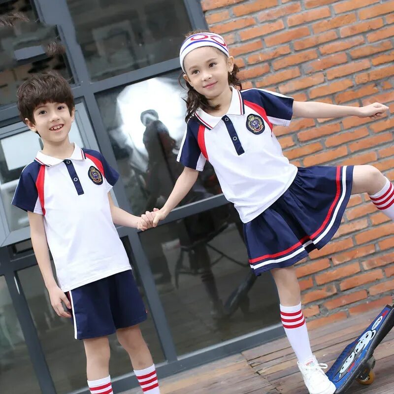 Школа 18 форма. Детская Школьная форма. Школьная форма в спортивном стиле. Детская форма для школы. Спортивная форма в Японии.
