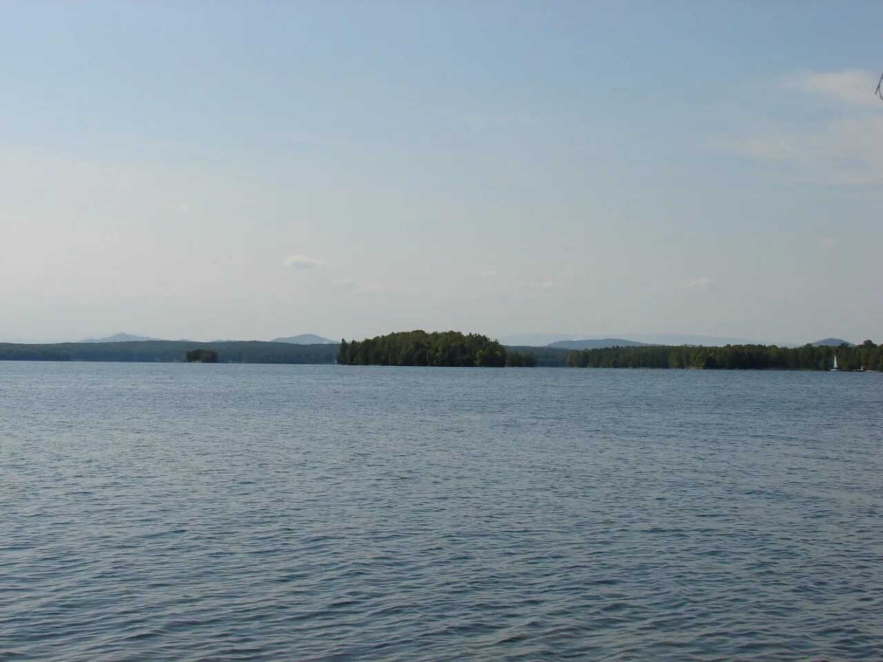 Озеро Сугояк. Озеро Сугояк 2 Челябинская область. Лазурный озеро Сугояк. Озеро сугояк челябинская