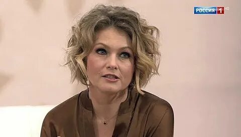 Ijtimoiy tarmoqlarda yalangoch qizlar