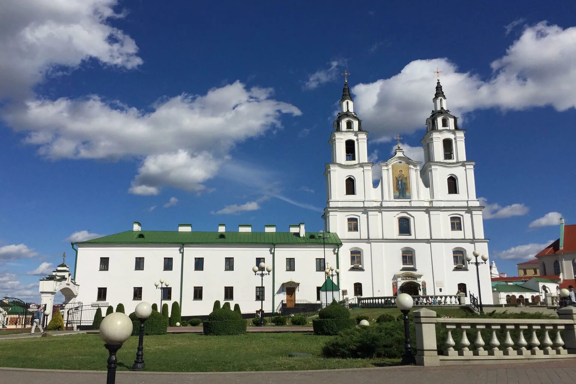 Приходы минска. Главная Церковь Минска. Храм Софии Слуцкой в Минске фото.