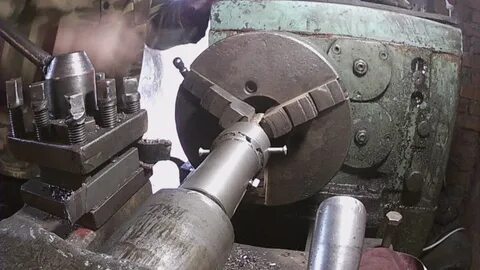 Плашка на токарном станке