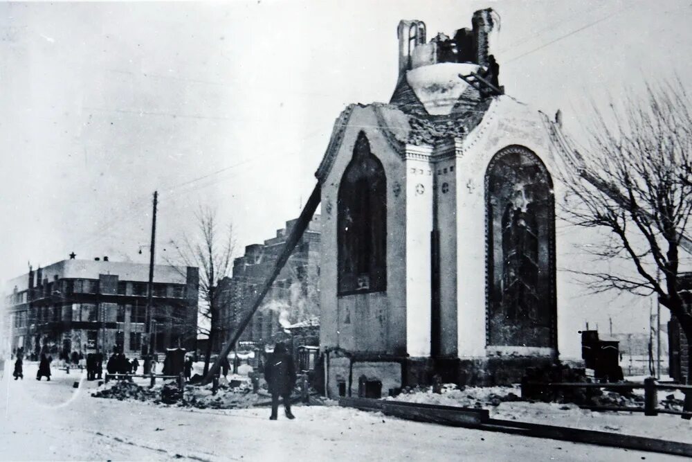 Памятник который был разрушен в 1930 годы. Часовня Новосибирск Новониколаевск. Часовня на Красном проспекте Новосибирск. Часовня Святого Николая Новосибирск. Часовня во имя Святого Николая Чудотворца.