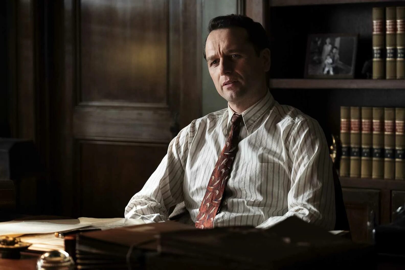 Мэттью перри 2023. Perry mason. Перри мейсон. Стенли гарнер перри мейсон. Perry mason.