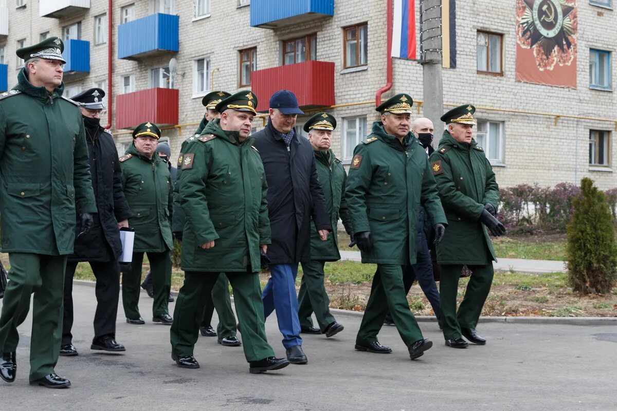 Оборона городка. Шойгу в Воронеж 45. Шоцгу Воронеж 45. Министерство обороны Воронеж. Рабочая поездка министра обороны РФ.