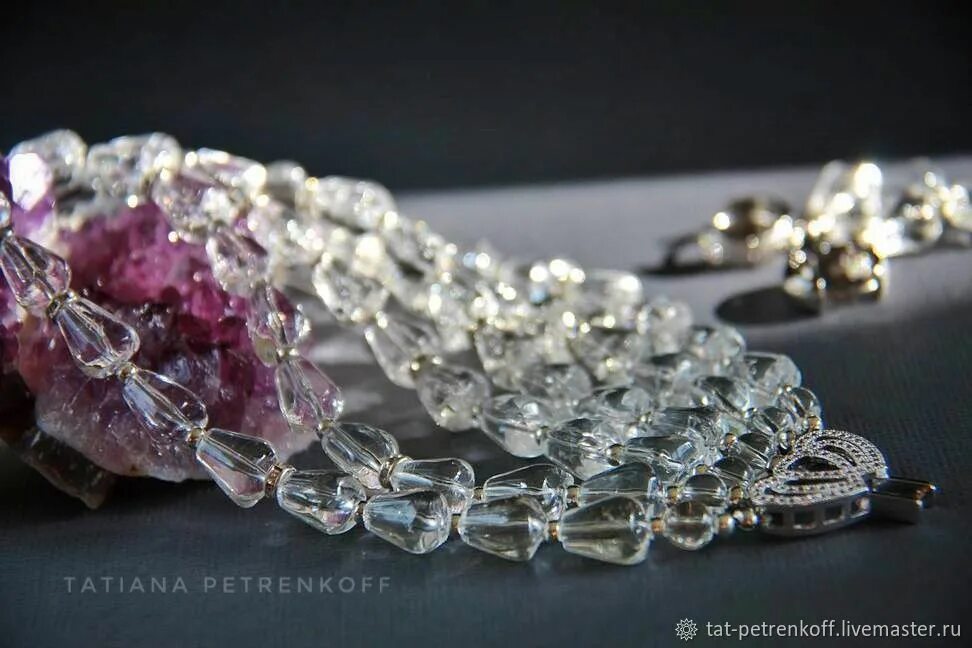 Фианит комплект 17. Ювелирные серьги aloris с горным хрусталем. Серьги серебро горный хрусталь соколов 5828940. Фионит цирконий кубический. Комплект фианит.