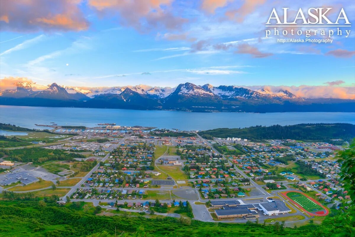 Аляска 6 букв. Валдиз Аляска. Город Вальдес Аляска. Леокантемун Аляска. Новороссийск (Аляска).